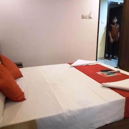 Sai Deep Lodging Navi Mumbai Buitenkant foto